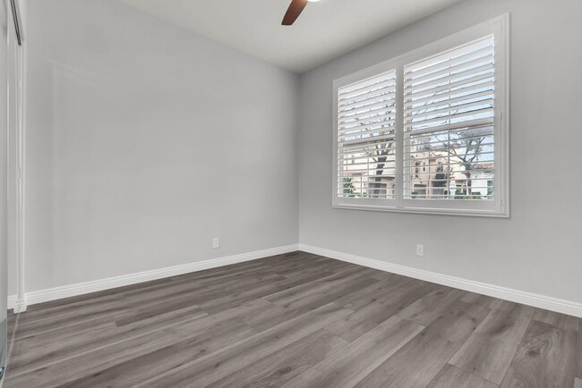 Building Photo - 76 Evening Sun