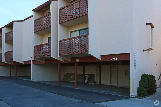 Building Photo - The Aztec Apartments