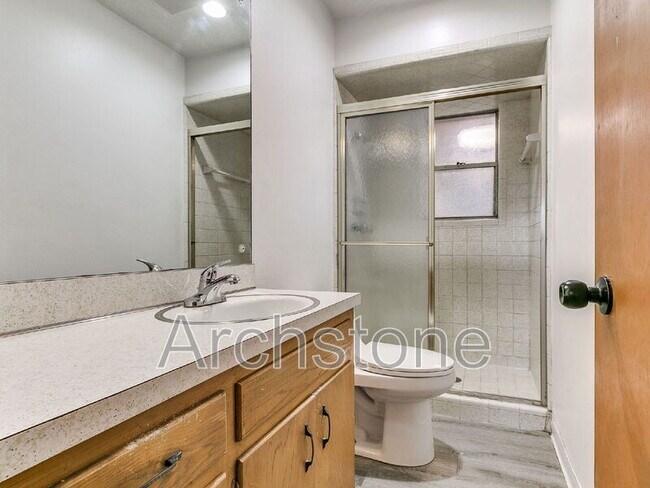 Building Photo - 4506 NW 26th St