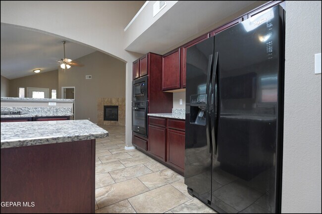 Building Photo - 6617 Berringer St