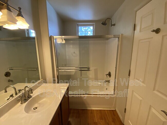 Building Photo - 2382 W Cripple Creek Dr
