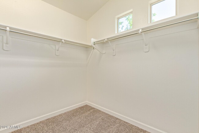 Building Photo - 3059 N 33rd Pl