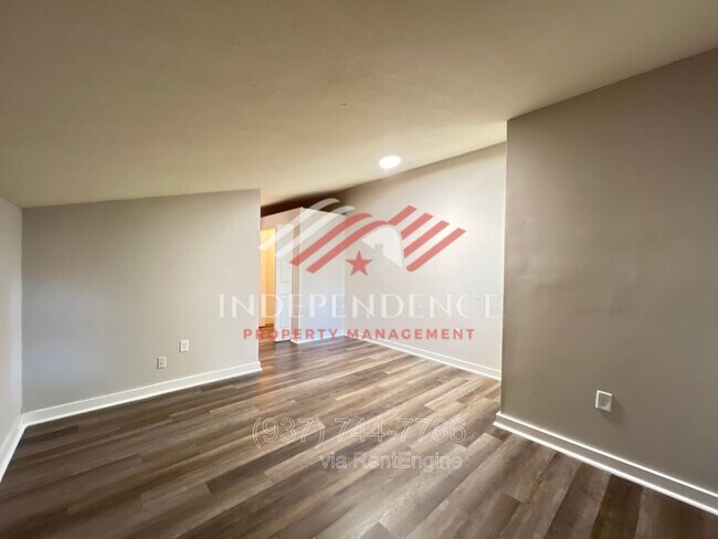 Building Photo - 1548 Lingo St