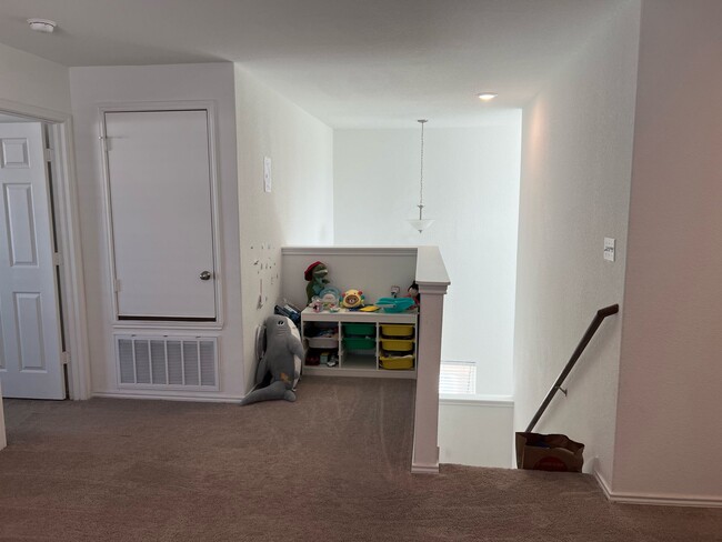 Building Photo - 549 Black Alder St