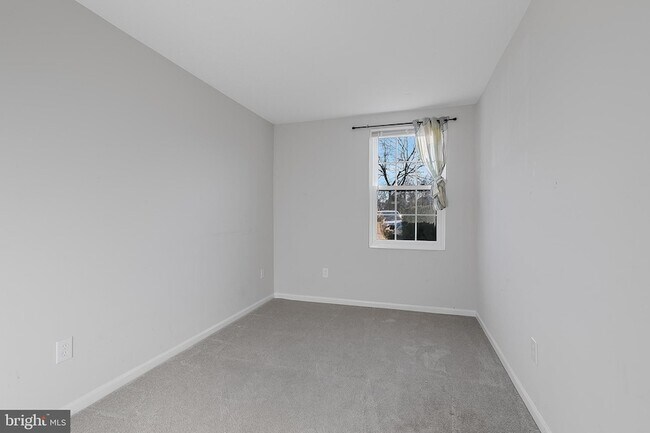 Building Photo - 110 Prosperity Ave SE