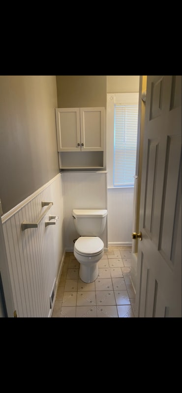 Building Photo - 42 Baldwin St