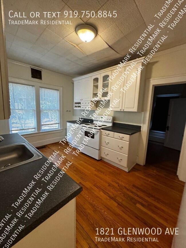 Building Photo - 1821 Glenwood Ave