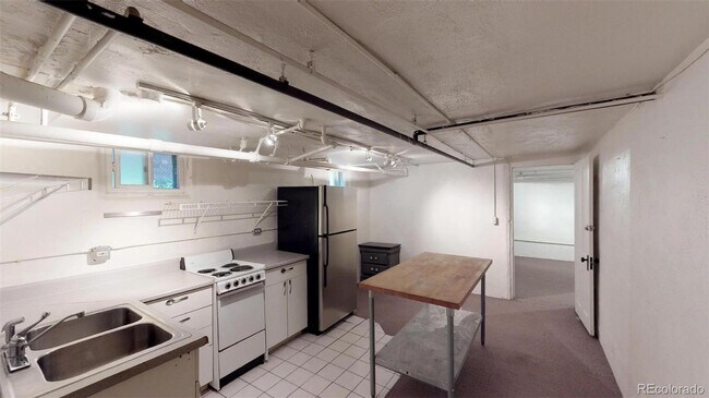 Building Photo - 440-442 Clarkson