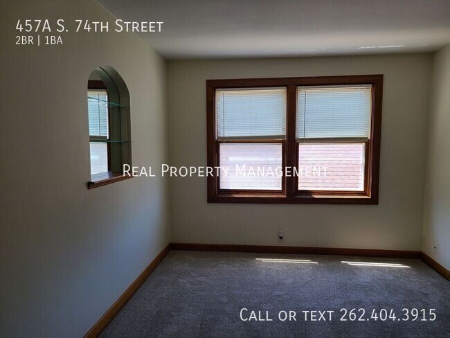 Building Photo - 457 A S 74th St