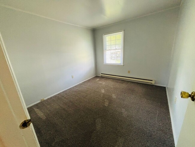 Building Photo - 1663 Mt Tabor Rd