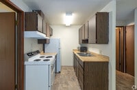 Badger - Badger & Blue Lake Apartments