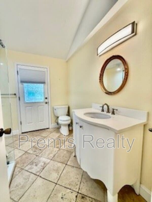 Building Photo - 1770 Braxton Bragg Ln