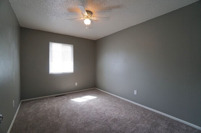 Building Photo - 1822 Wooten Rd