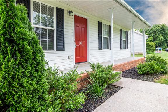 Building Photo - 1805 Colt Dr