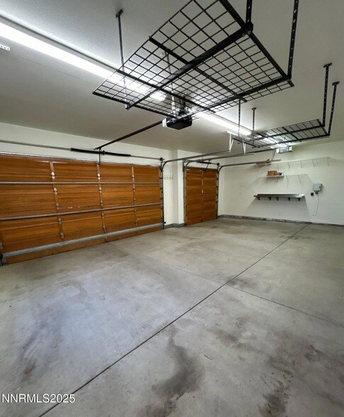 Building Photo - 6785 Eagle Wing Cir