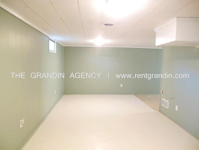 Building Photo - 142 Horner Ln