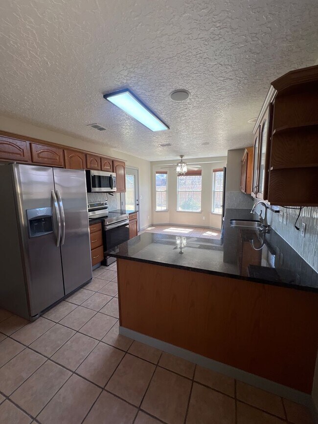 Building Photo - 3709 Benjamin Davis Dr