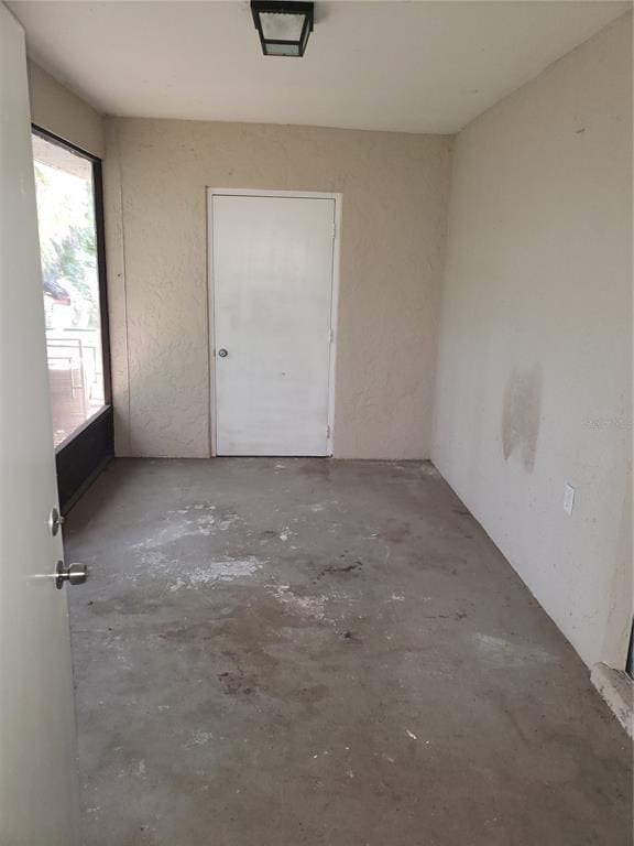 Building Photo - 1704 Ridgewood Ln