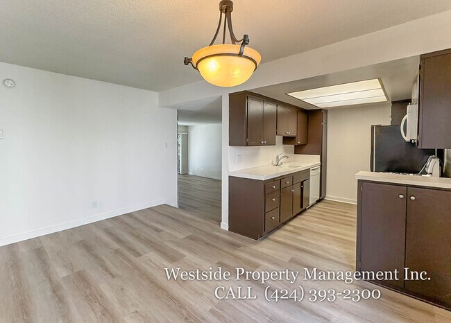 Building Photo - 3336 Tilden Ave