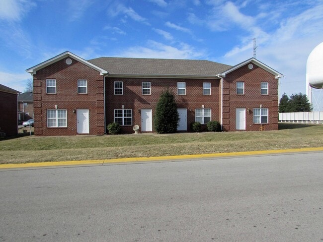 Primary Photo - 3870 Old Nashville Rd