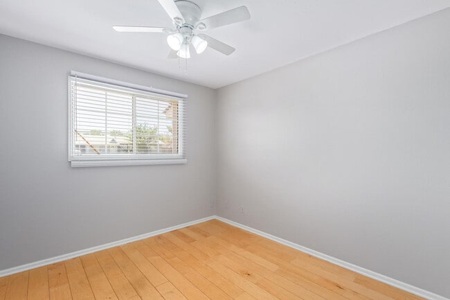 Building Photo - 1918 E Palmcroft Dr