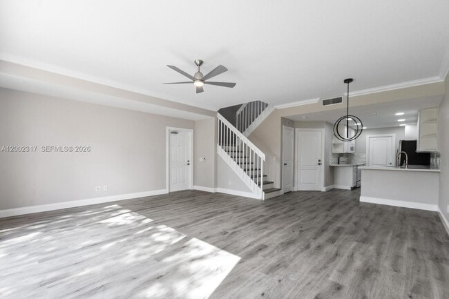 Building Photo - 152 Santa Barbara Way