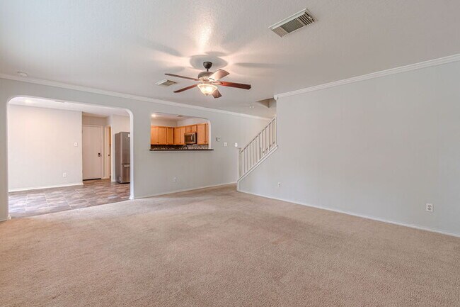 Building Photo - 164 Springtree Hollow