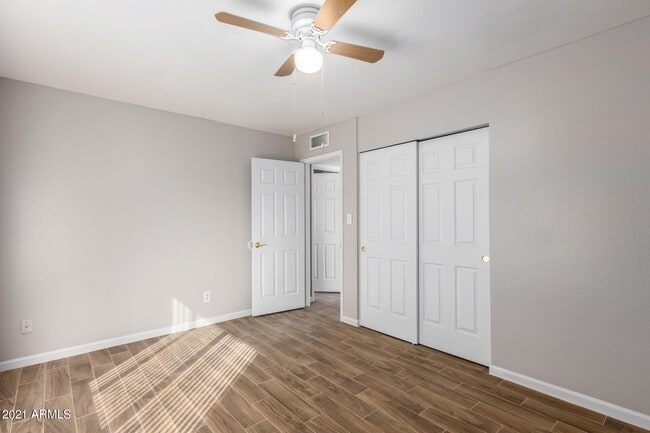 Building Photo - 5138 W Desert Cove Ave