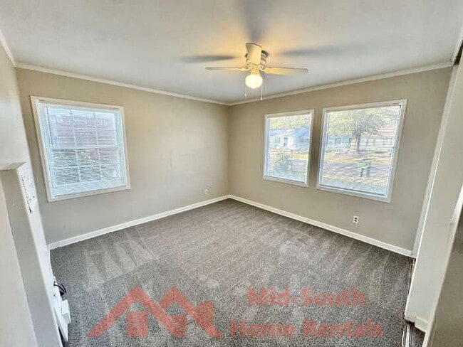 Building Photo - 4093 Barron Ave