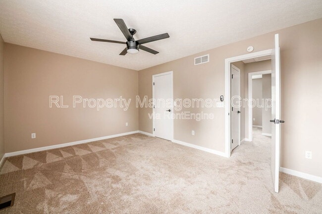 Building Photo - 2940 Wynridge Dr