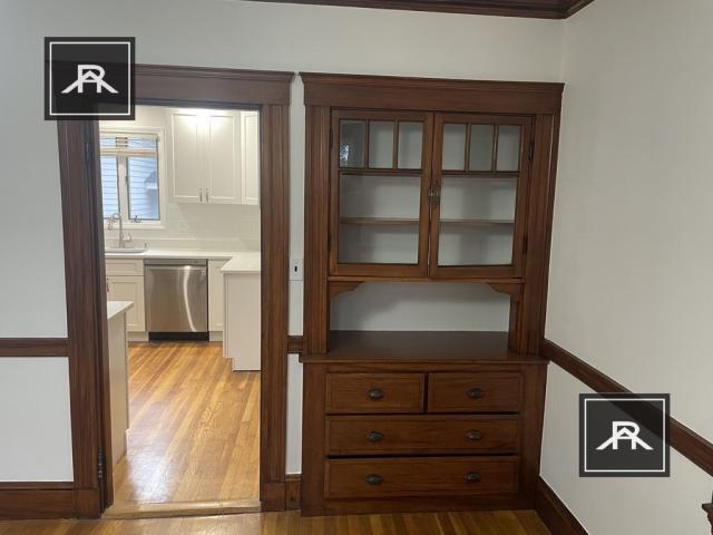 Building Photo - 4 bedroom in Brookline MA 02467