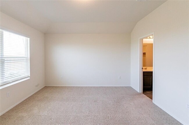 Building Photo - 14905 Shalestone Way
