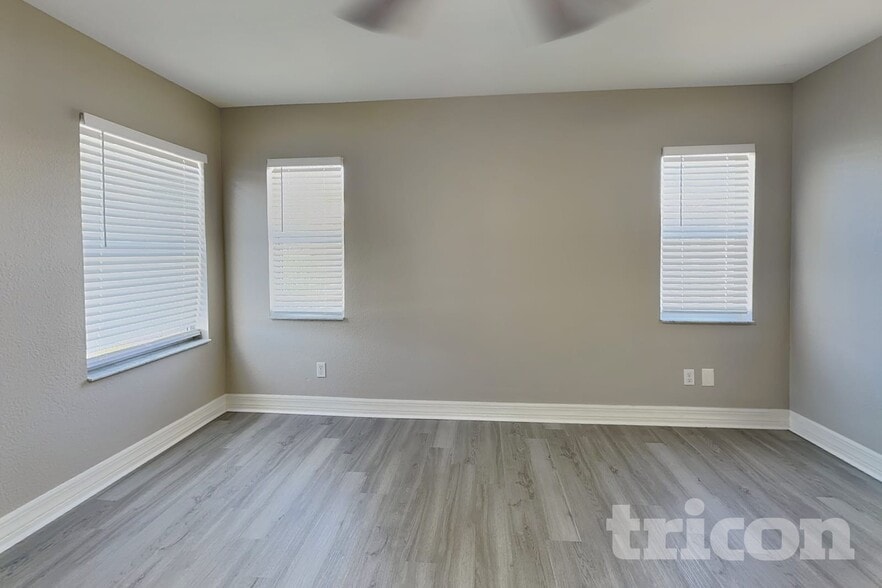 Building Photo - 7438 Watson Ln