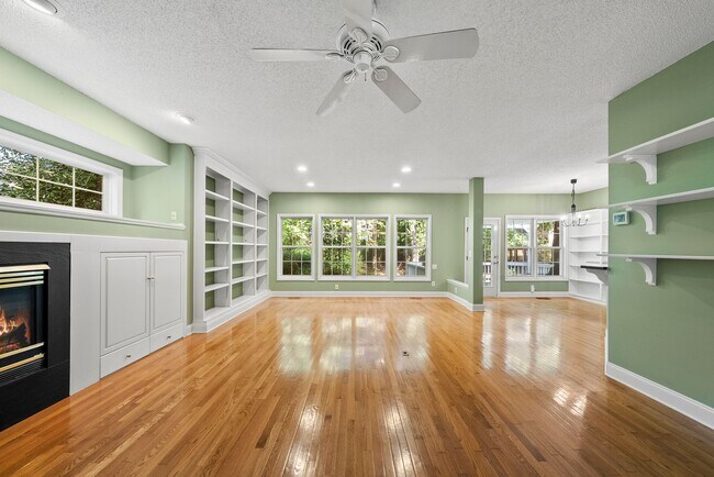 Building Photo - 3135 Lariat Ridge Dr