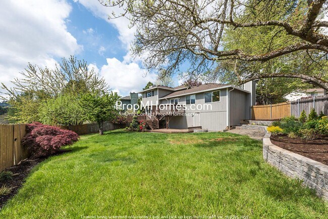 Building Photo - 11881 SE Southern Lites Dr