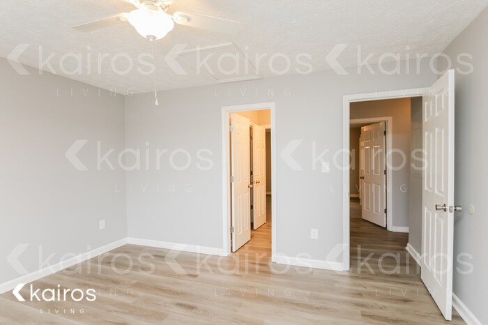 Building Photo - 155 Fawn Dr