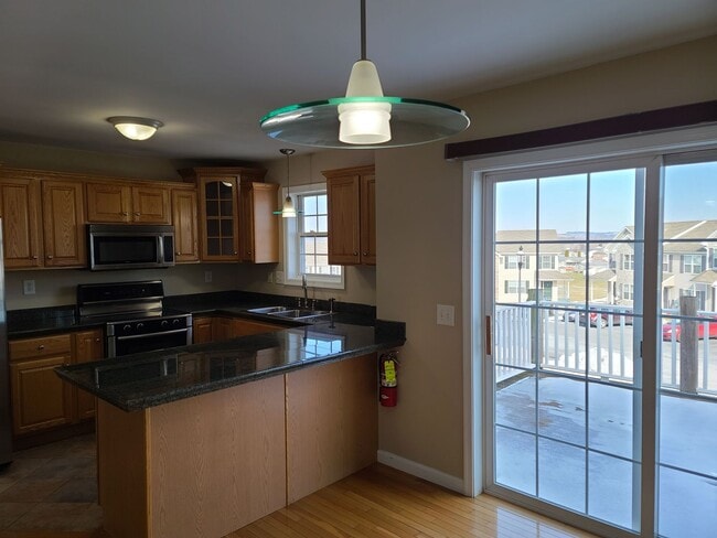 Building Photo - 3 Bedroom Townhome for Rent in Waynesboro