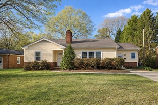 Building Photo - 420 Roberts St