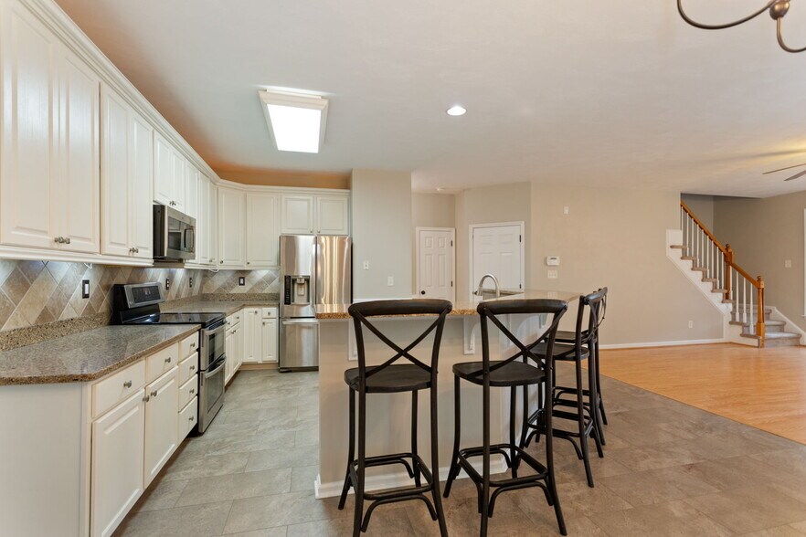 Building Photo - 22301 Tradewinds Dr