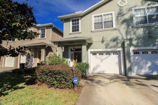 Building Photo - 1423 Lake Highland Dr