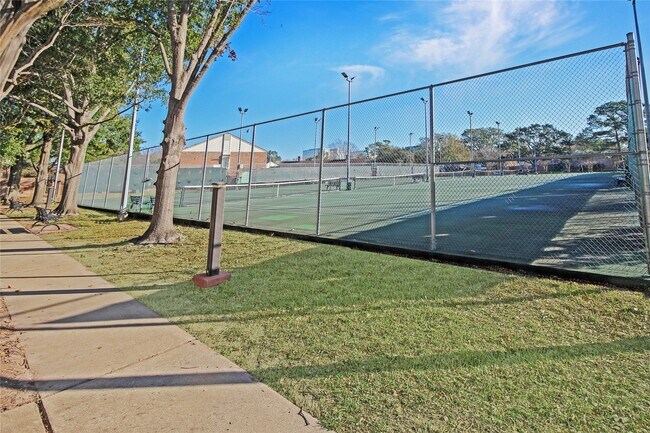 Building Photo - 14466 Misty Meadow Ln