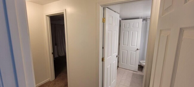 Building Photo - 7039 Claudia Hill Ln