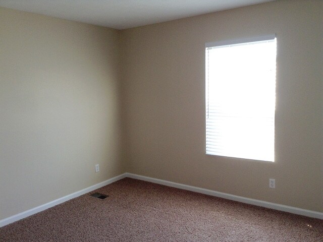 Building Photo - 1501 Michael Dr