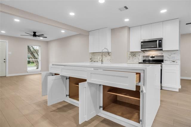 Building Photo - 1913 Fairfield Dr