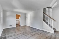 Building Photo - 5809 Fifer Dr