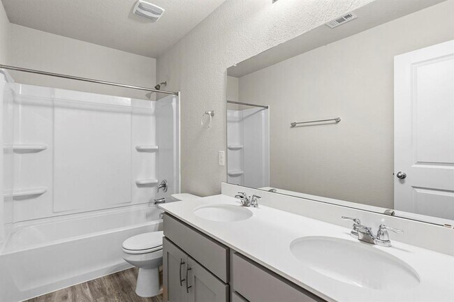 Building Photo - 17200 Leafroller Dr