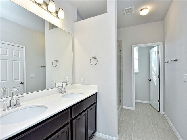 Building Photo - Alluring  Single Family Home | 3 BR/2.5BA | Peaceful Backyard| Coming Soon!