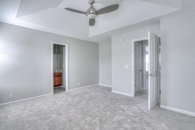 Building Photo - 415 Arapaho Dr