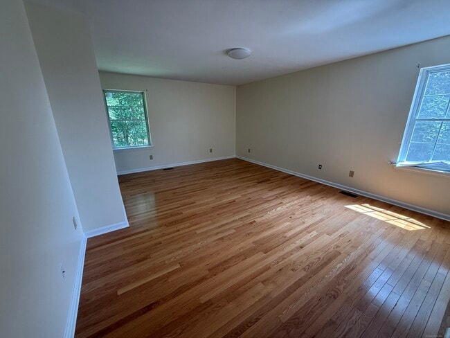 Building Photo - 183 Osborn Rd