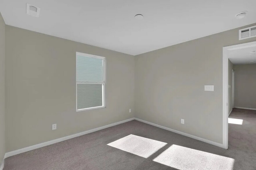 Building Photo - 2135 Aiken Back Ln